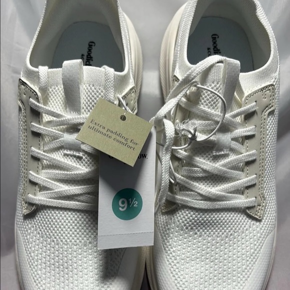 Men's Lee Knit Sneakers with Memory Foam Insole - Goodfellow & Co™ White 9.5: - Picture 2 of 8